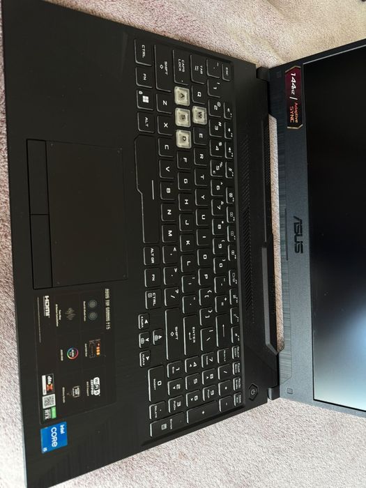 Laptop Gaming ASUS TUF F15 - i5 11400H / RTX 3050 Ti / 16GB RAM / SSD 512GB / 144Hz + Cutie & Cooler