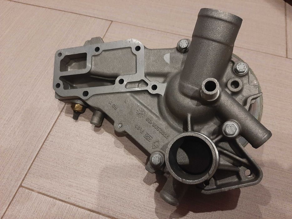 Водна помпа за Рено Рапид, Експрес, Туинго 1,1-1,2- 1,4 CJ