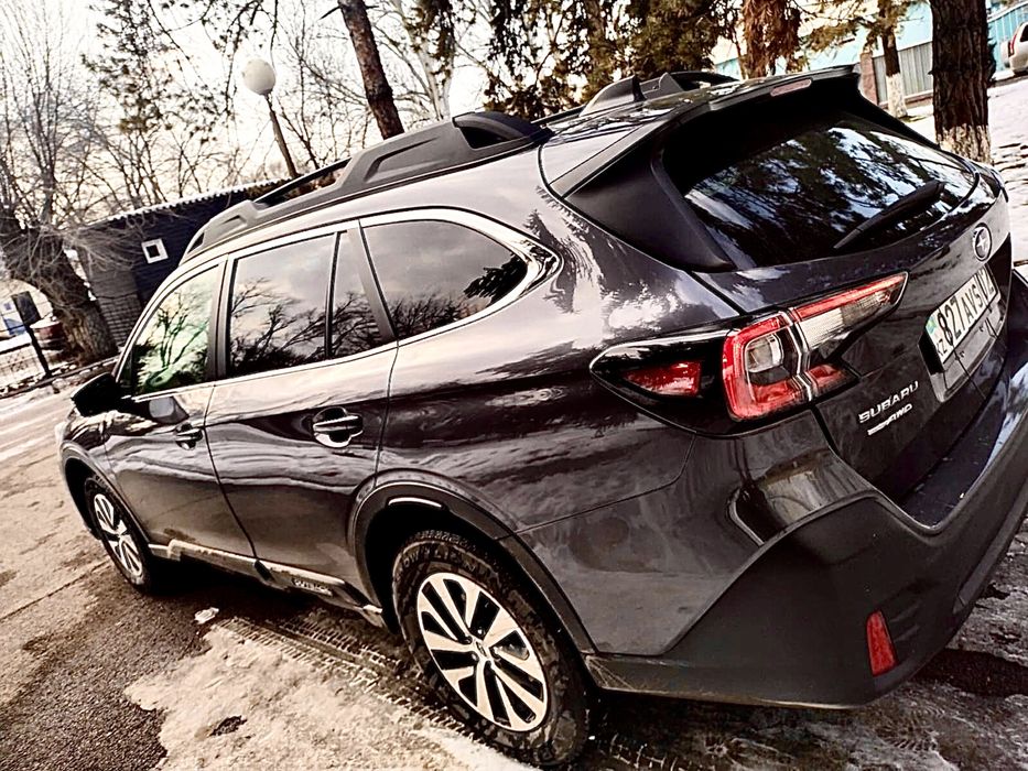 Субару Аутбэк 2022