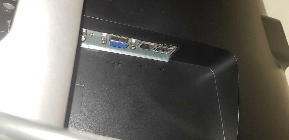 MONITOR Dell 24" U2412M FULL HD,VGA,Dvi,Usb,DisplayPort,Gaming