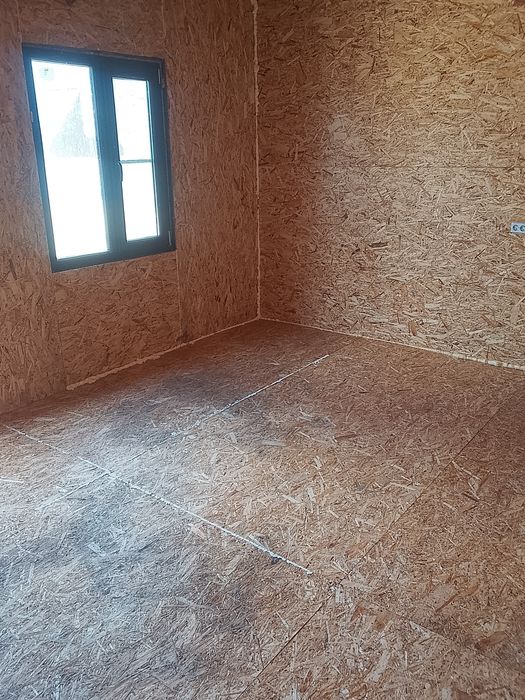 Продам участок земли на озере Окуньки