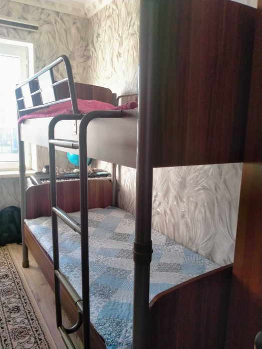 кровать детская двухярусная