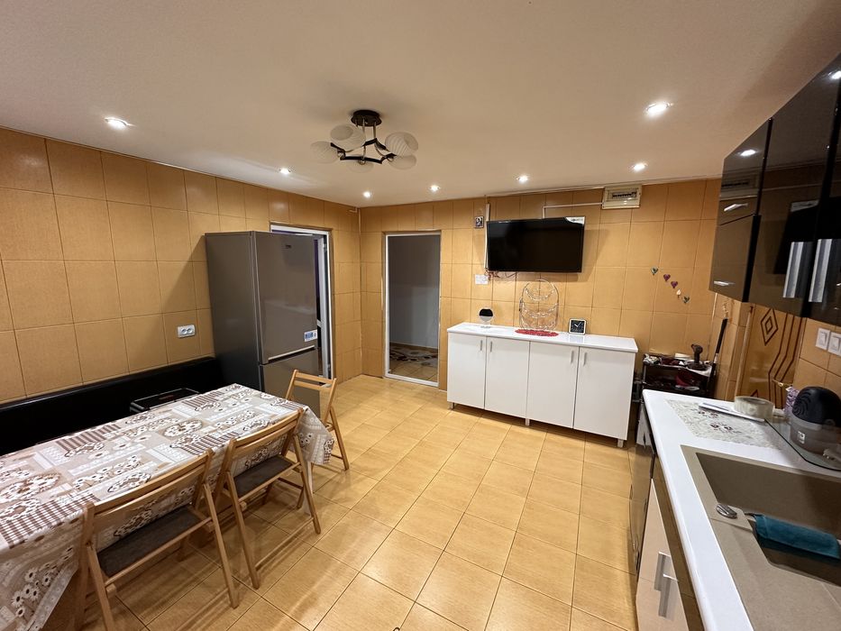 Apartament 3 camere micro 2