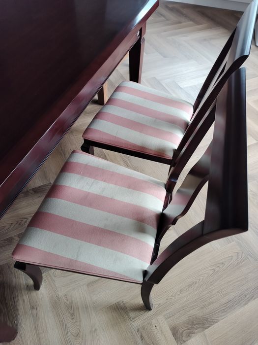 Стол с 6 стульями