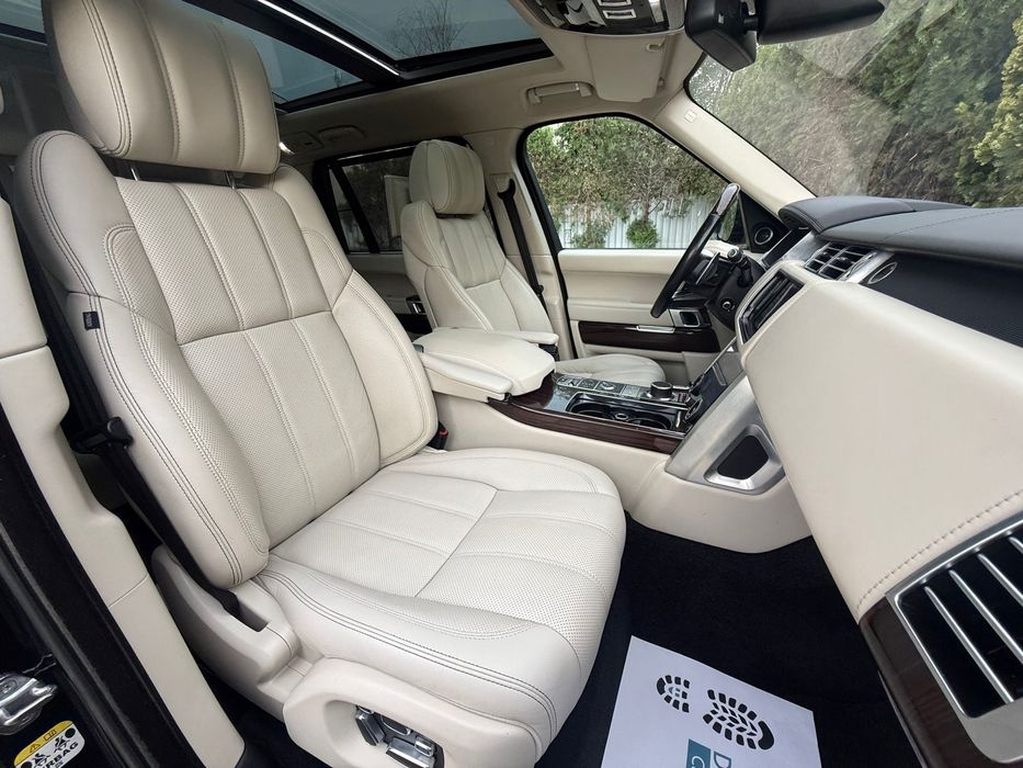 Range Rover Vogue LONG 4 Locuri Masaj Keyless Frigider Panoramic Camere Piele Navigatie Incalzire Ventilatie Tablete Suspensie