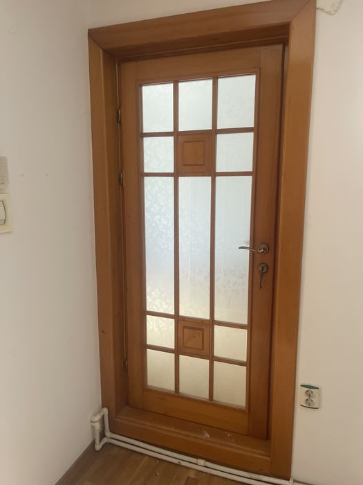 Usi interior lemn masiv