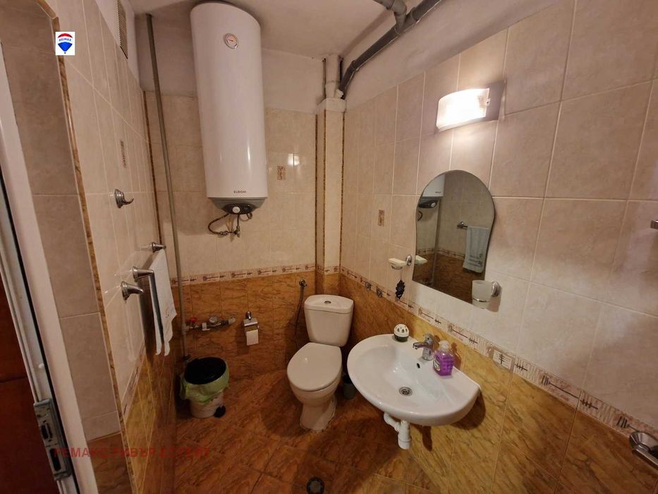 Дава се под наем Двустаен апартамент в Русе, Широк център - 65 кв.м за 244.8 € - Снимка #11