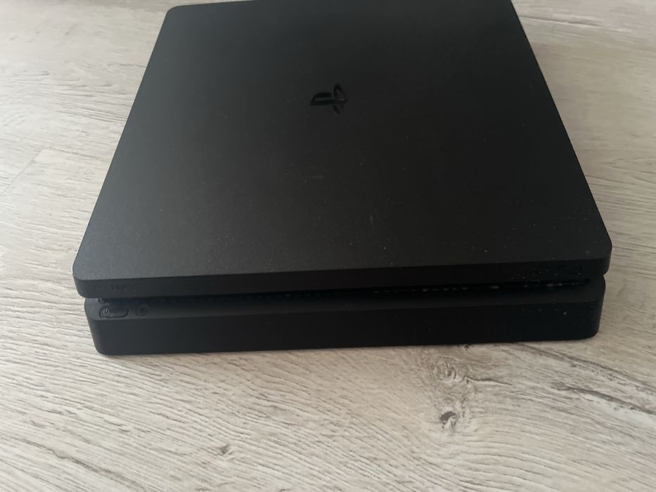 Ps4 slim