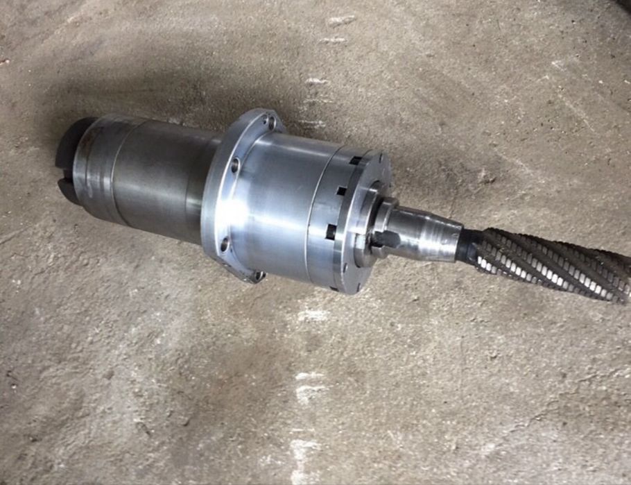 CNC ЦПУ Шпиндел от МЦ 032 MC 032 - Хоризонтален център МС 032