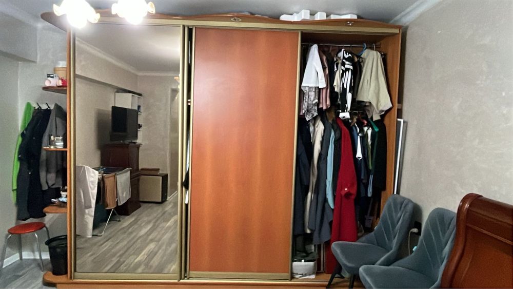 Продам шкаф для спальни