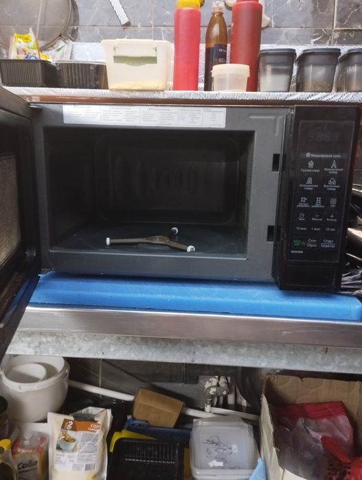 Продаётся микроволновка