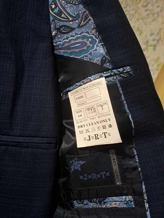 Новый костюм тройка