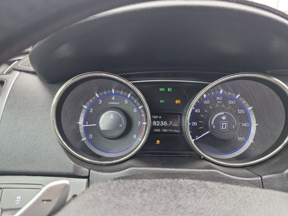 Продам Hyundai соната 2012 года