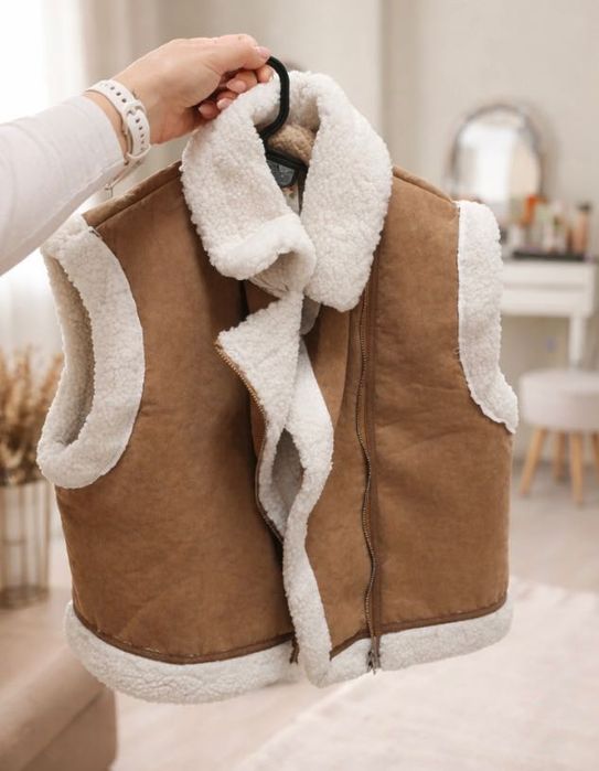 Еднакви елеци за майка и бебе