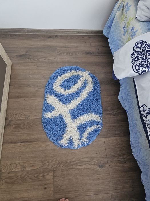 Vând Covor Pufos tip Shaggy