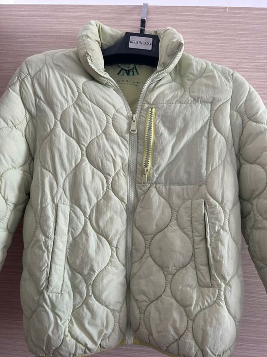 Пуховик и димисезонные куртки.