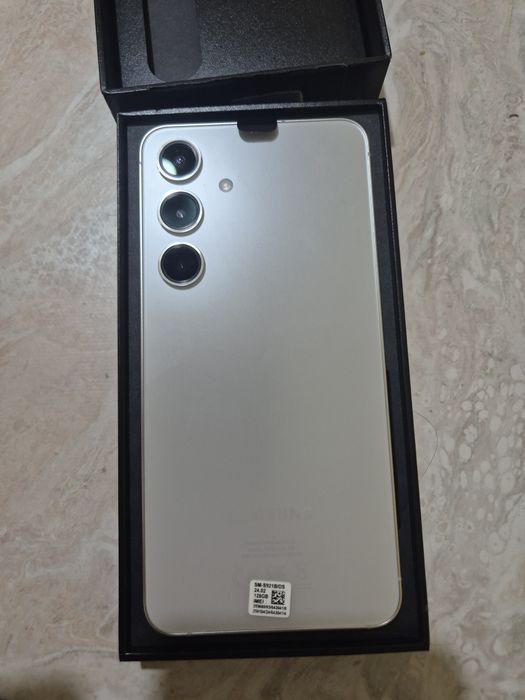 НОВ! Samsung s24 128 gb