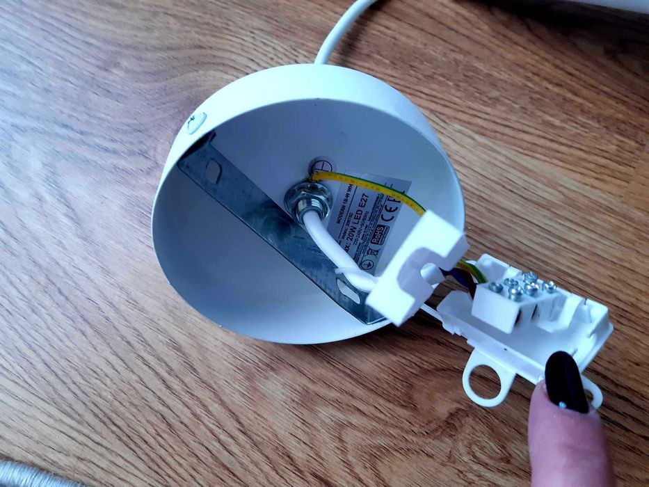 Lustră pe cablu ALBA