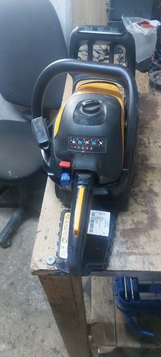 Vând drujba McCulloch CS 50 S,