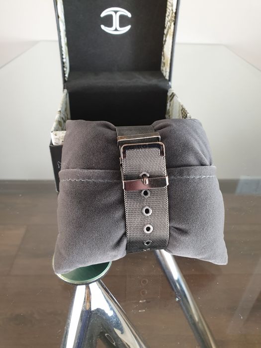 Часовник Just Cavalli марков оригинале Roberto Cavlalli н ръчен часовн