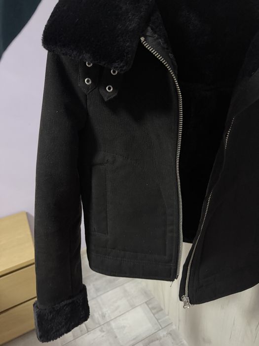 Черно яке с пух HM