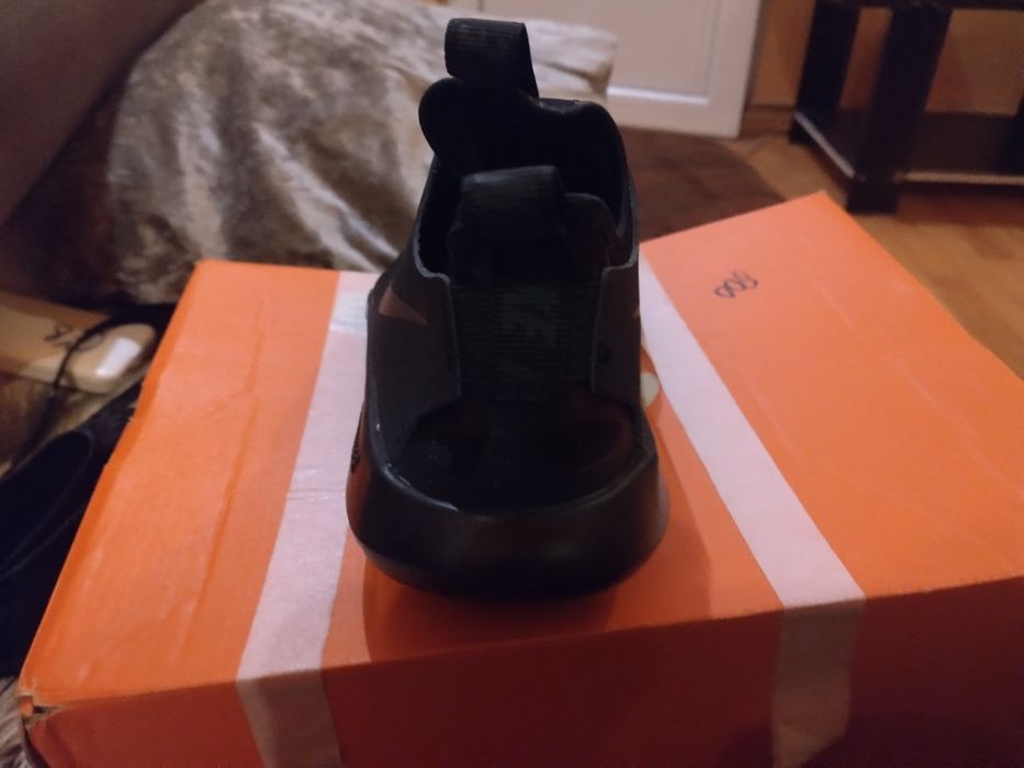 Adidas Nike flexrunner