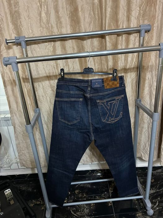 Blugi  Louis Vuitton