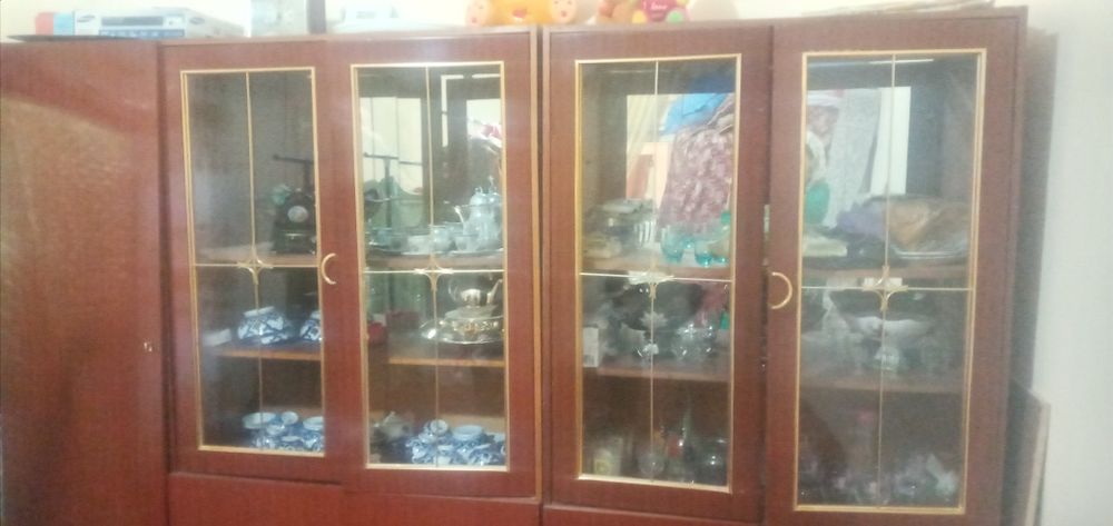 Mexmonxona mebel sotiladi judda ajoyib ixxcham chiroyli kup narsa keta