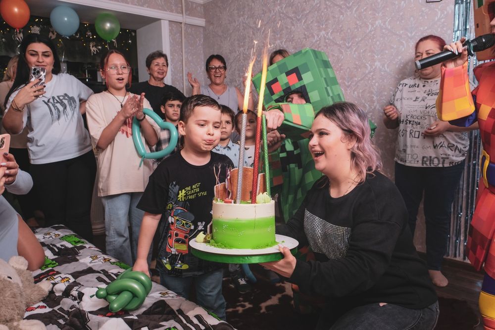 Фотограф на любое мероприятие, свадьба, репортажка и тд.