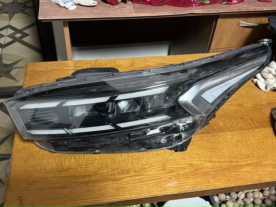 Фара Kia Cerato 21/23г