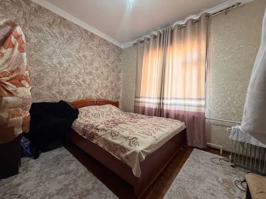 Уй Сотилади, 4 Хонали Банковский Уй