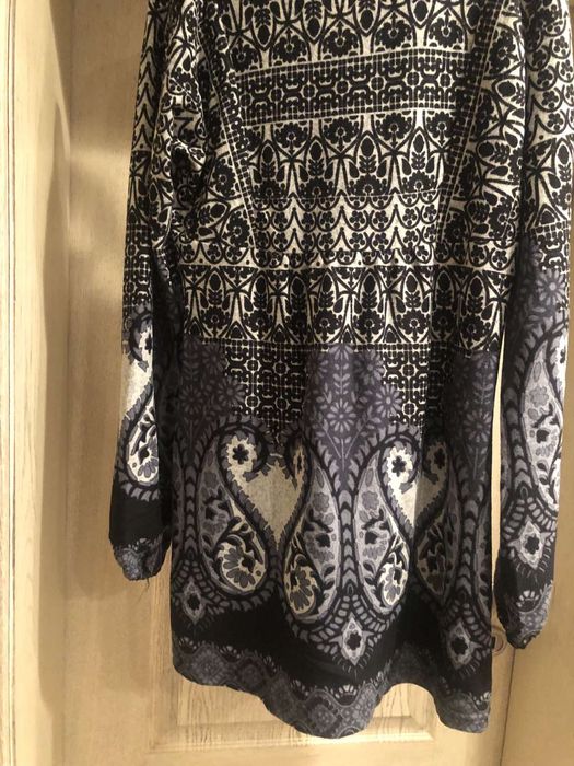 Дамски дрехи и суитшърт