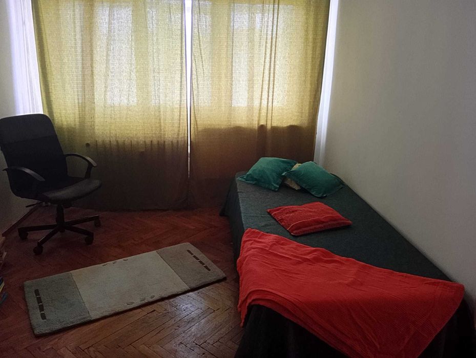 De închiriat apartament 2 camere în Drumul Taberei