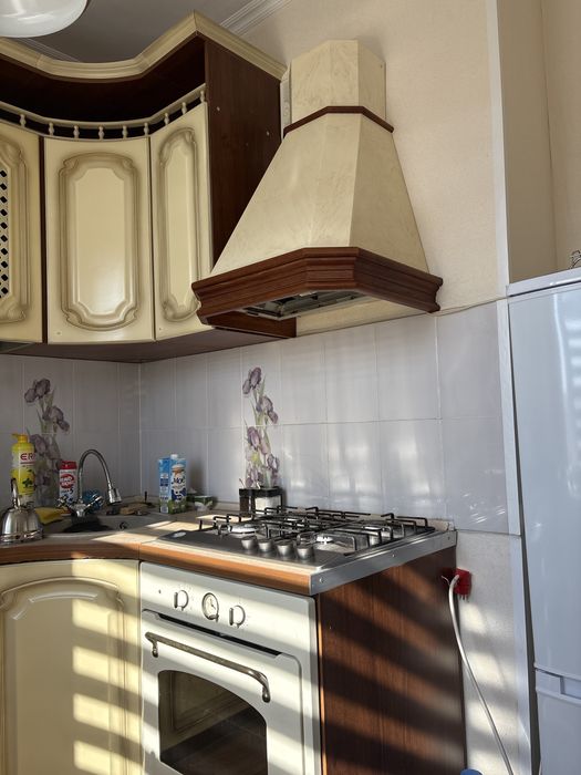 Кухонный гарнитур угловой