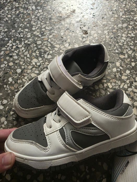 Детски бутонки маратонки 32