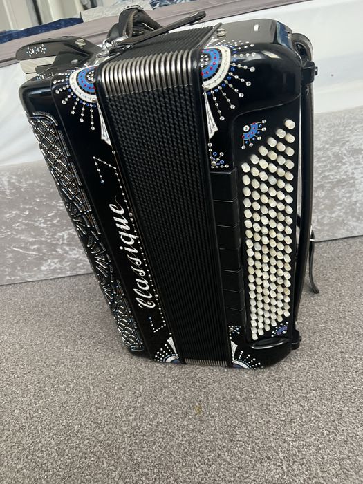 Acordeon Classique italian 120 bass
