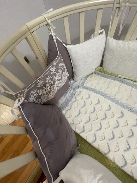 Детская кровать с матрасом/манеж