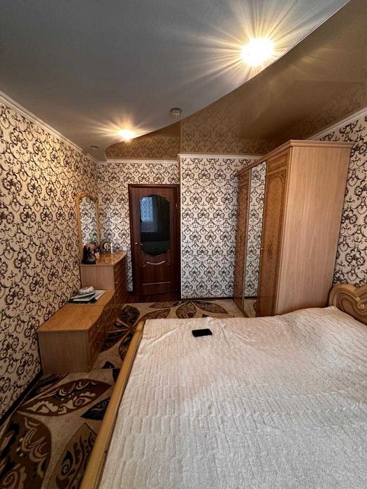 Продам 3-х комн квартиру в 20 мкрн