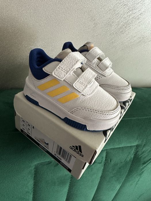 Pantofi sport Adidas