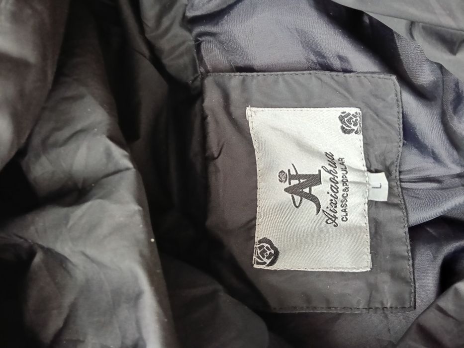 Продам куртку зимнюю женскую