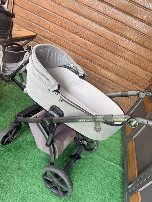 Продам коляску ROAN BASS NEXT