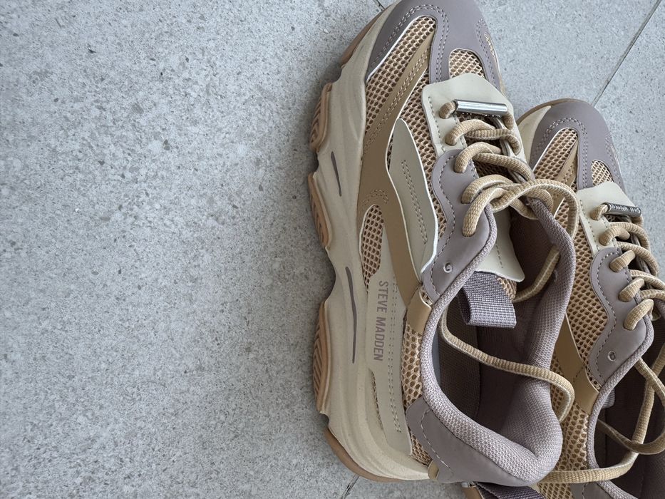 Tenesi Steve Madden