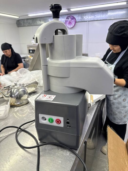 Овощерезка Robot Coupe CL30 Bistro почти новый