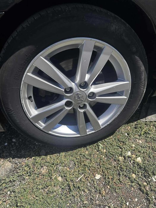 НА ЧАСТИ Toyota Avensis 2 0 D-4D 126 кс 2009