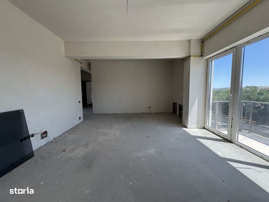 Apartament 3 camere, etajul 3, 86 mp utili, 2 balcoane, zona Pod IRA — fotografia 3