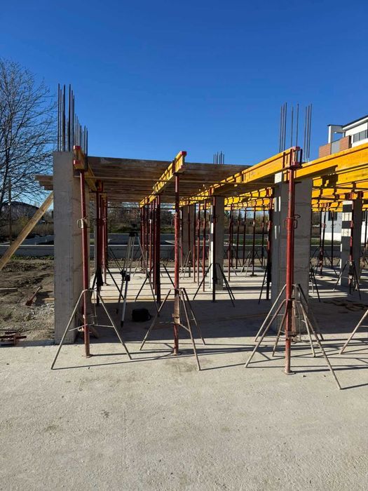 Продава се Тристаен апартамент в Пловдив, Остромила - 95 кв.м за 692 €/кв.м - Снимка #3