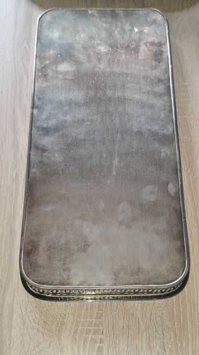 Посребрена табла паднос