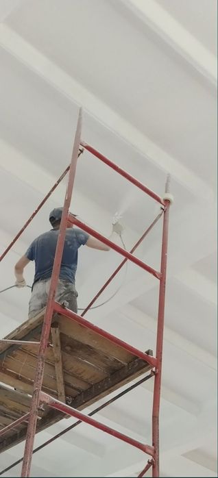 Покраска, вытяжка стен и потолков