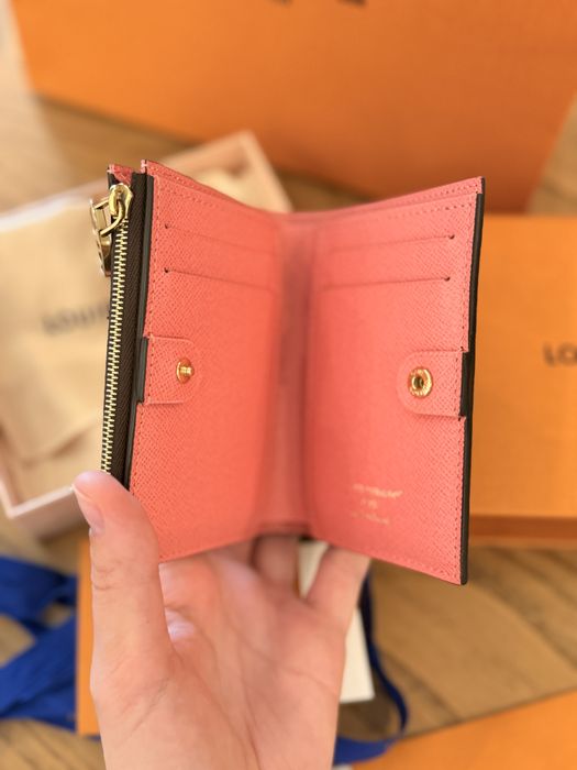 Оригинален нов Louis Vuitton Lisa Wallet