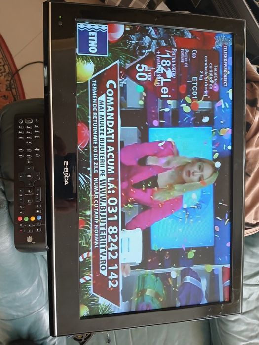 Ebola 55 cm și Philips 4k network 140 cm funcționale perfect cu teleco
